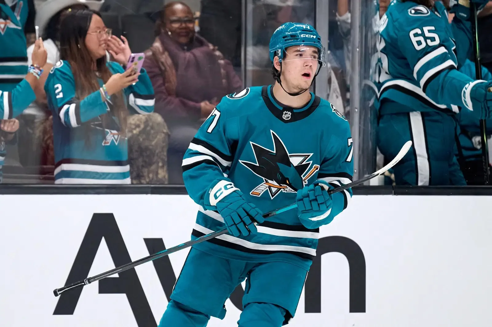 Which players from the NHL's shortened pre-season made strong first impressions?