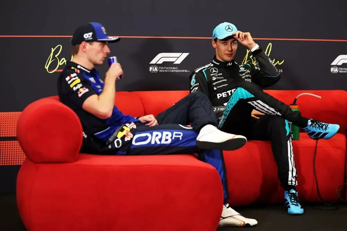 Max Verstappen, Red Bull Racing, George Russell, Mercedes