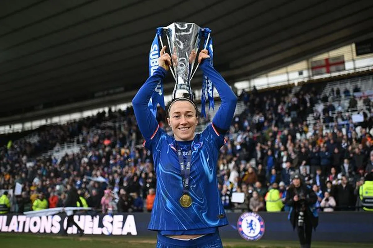 Lucy Bronze of Chelsea celebrates 