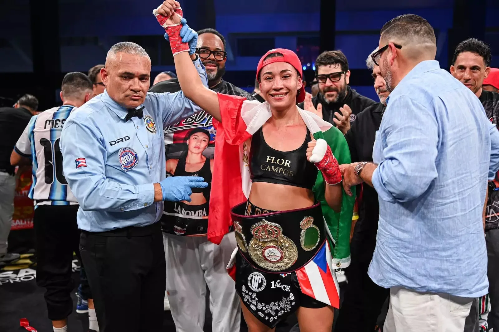 Litzy Vazquez Ochoa Litzy Vazquez Ochoa has her hand raised in victory over Edith Soledad Matthysse
