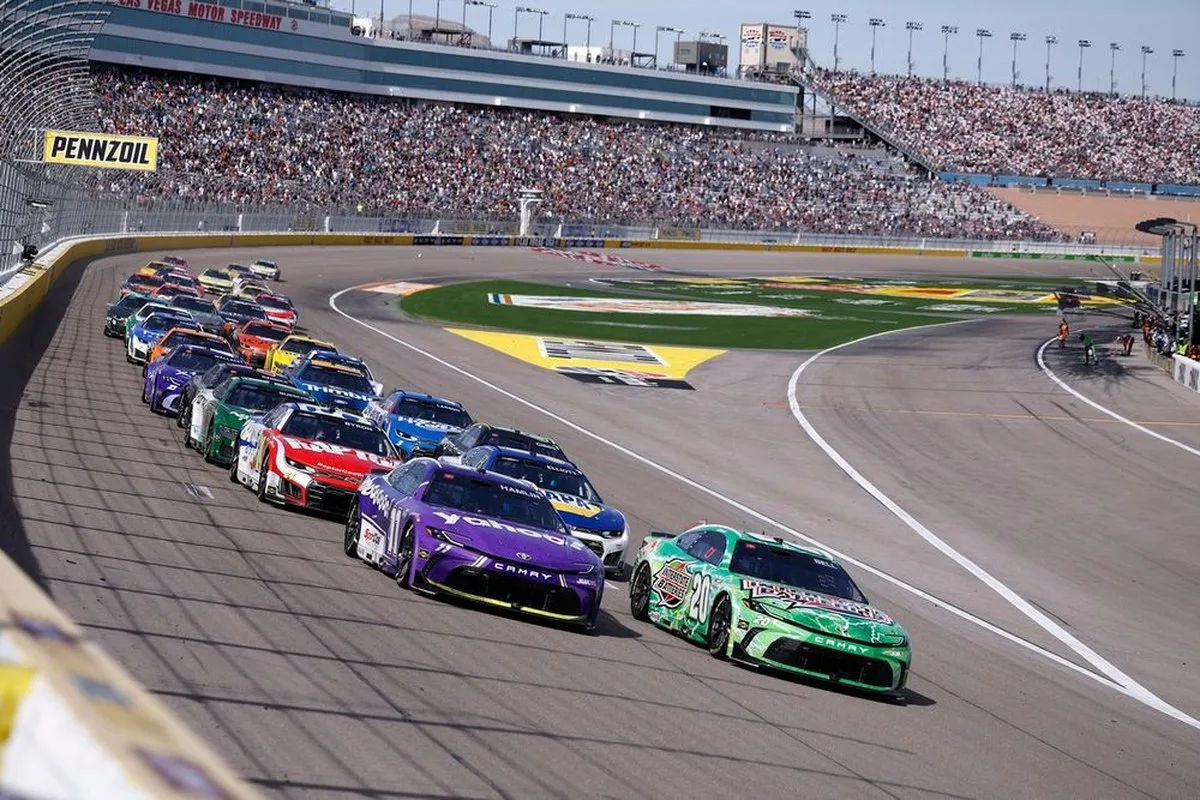 Denny Hamlin, Joe Gibbs Racing, Christopher Bell, Joe Gibbs Racing