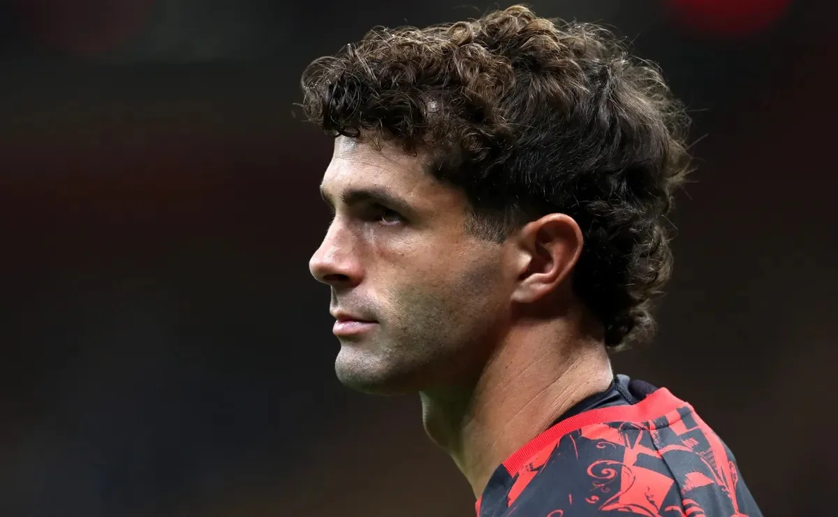 Christian Pulisic of AC Milan looks on