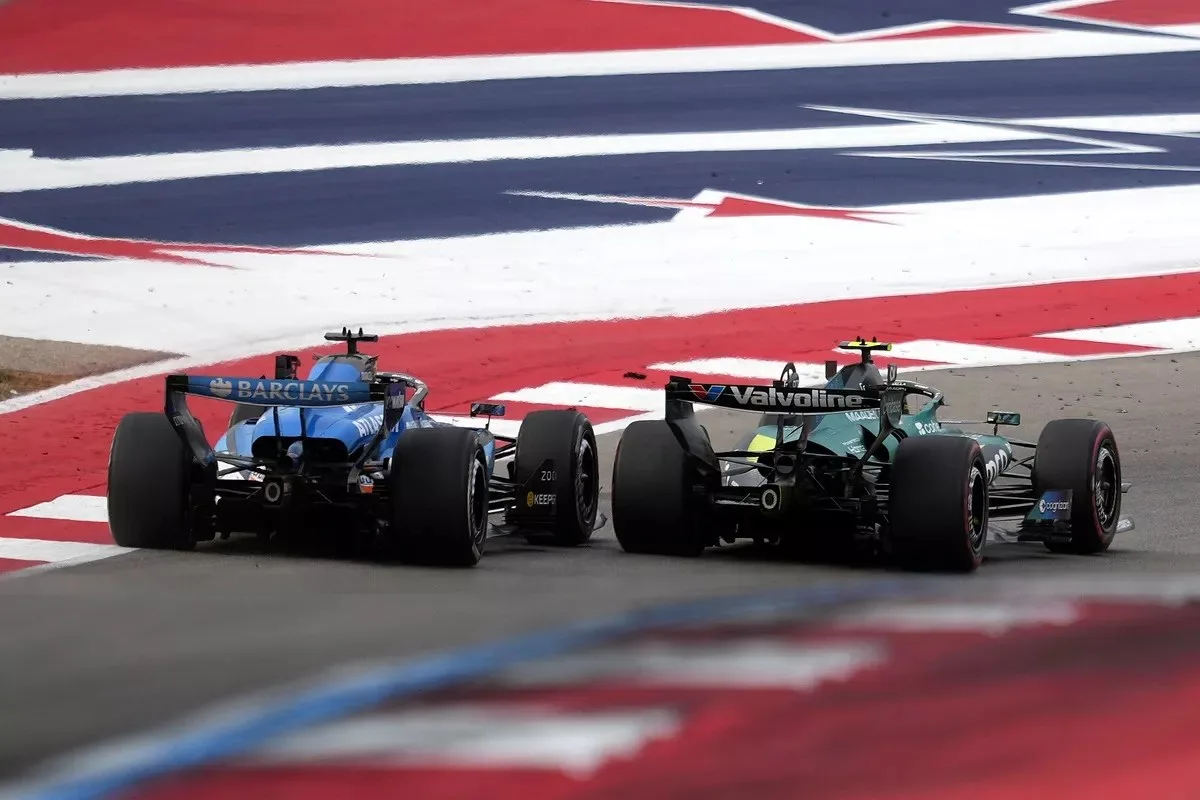 Alexander Albon, Williams, Fernando Alonso, Aston Martin Racing