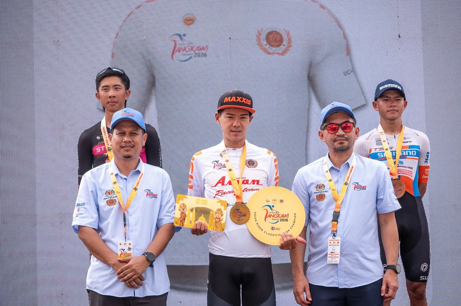 Yuhi Todome claims the top spot while Malaysian rider Ren Bao Tsen hits his podium target