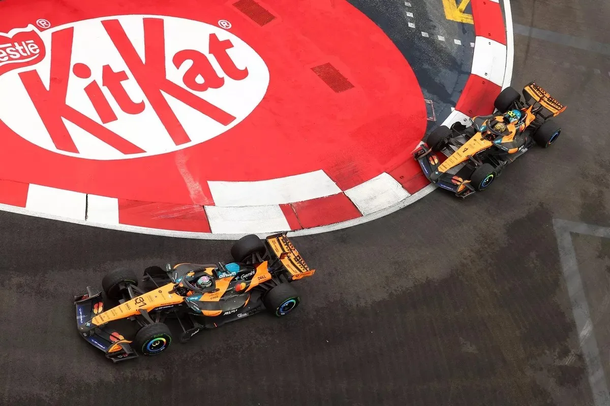 Lando Norris, McLaren, Oscar Piastri, McLaren