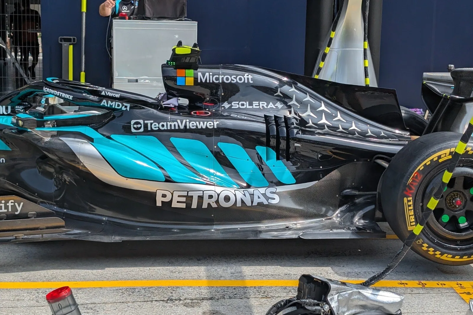 Mercedes' new sidepods