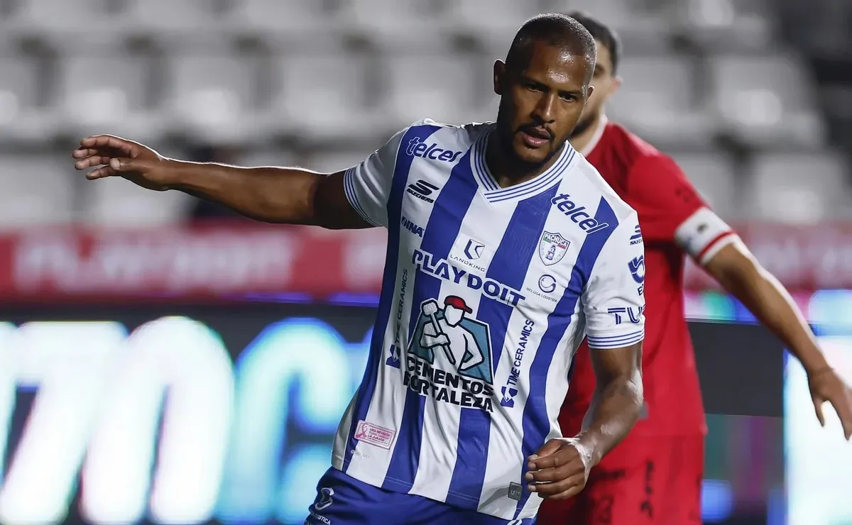 Salomon Rondon of Pachuca